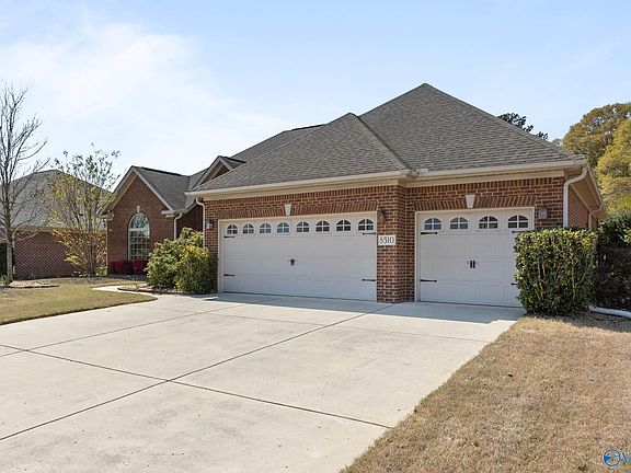 3rd image of 8510 Rolling Oaks Dr SE