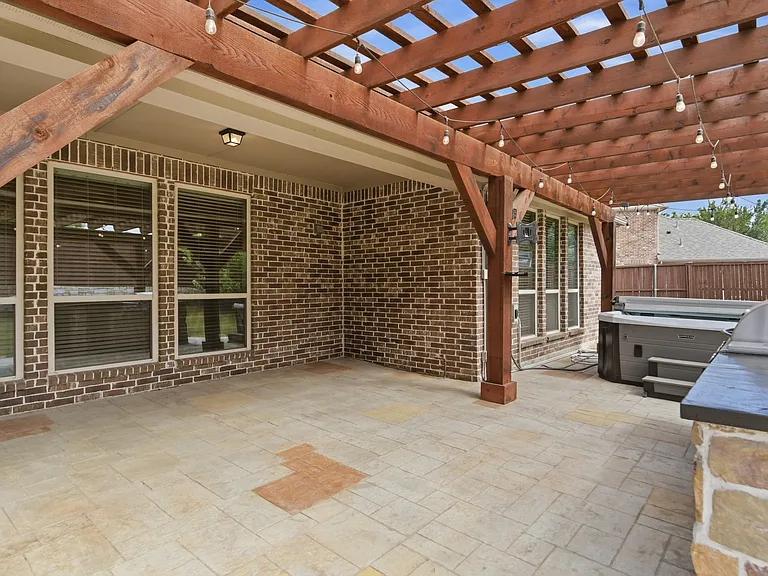 6205 Prairie Hill Ln — Photo 30