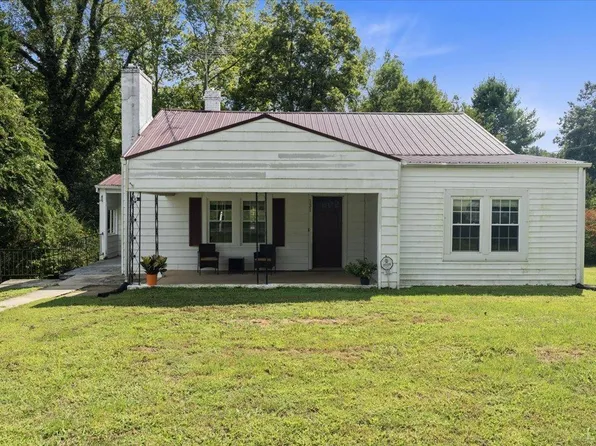 131 Earl St, Brookneal, VA 24528