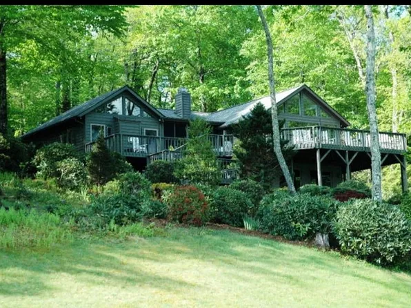 231 Fairway Loop, Burnsville, NC 28714