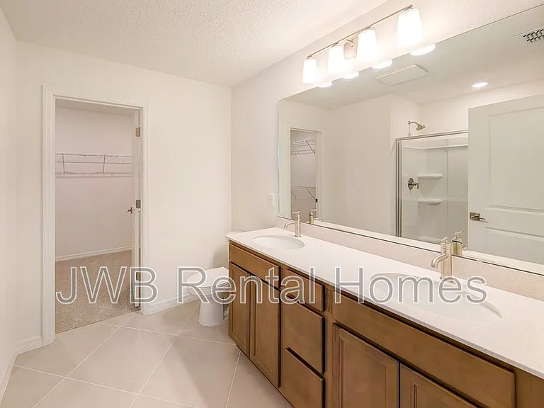 1865 Sue Meadow Ln — Photo 12