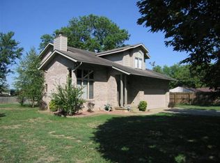 187 Stonepost Rd, Louisville, KY 40229