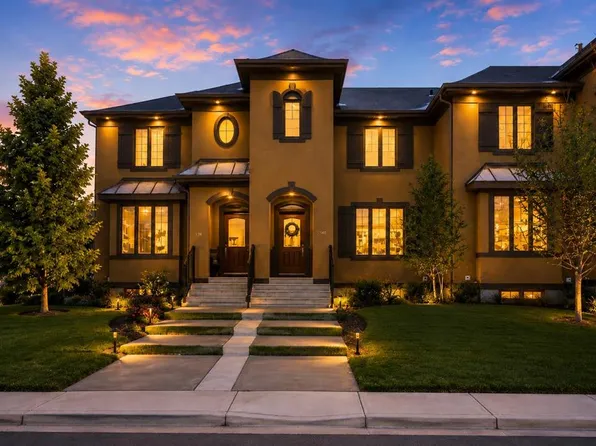 189 N Mahogany Dr SE, Calgary, AB T3M 2K6