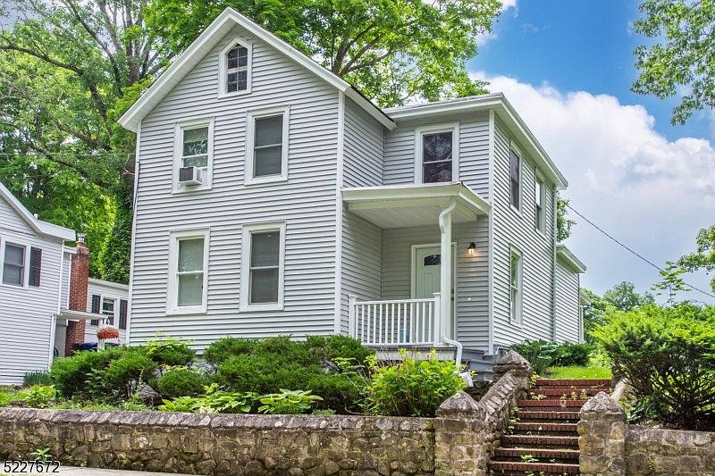 67 Madison St Newton NJ 07860 Zillow