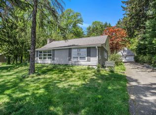 50672 Garret Rd, Dowagiac, MI 49047