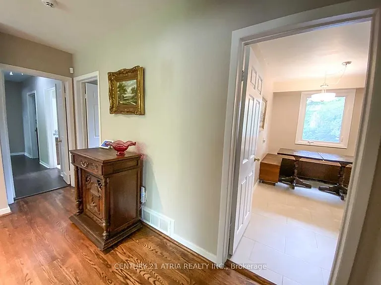 11 Danville Dr — Photo 8