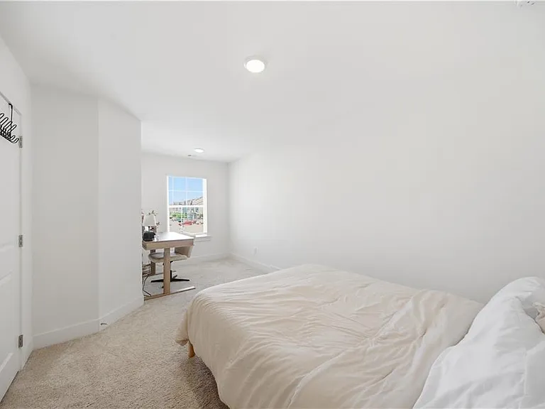 2360 Rex Dr — Photo 16