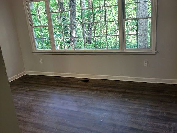 Master with privacy and view