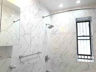 Rented by Tapiro Realty