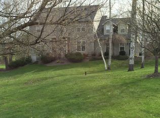 8504 Gilly Flower Ct, Baldwinsville, NY 13027