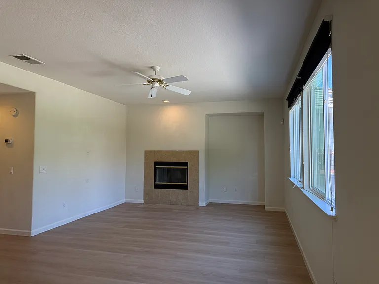 9633 McKenna Dr — Photo 6