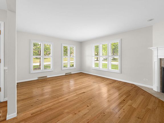 2nd image of 845 Marston Ave