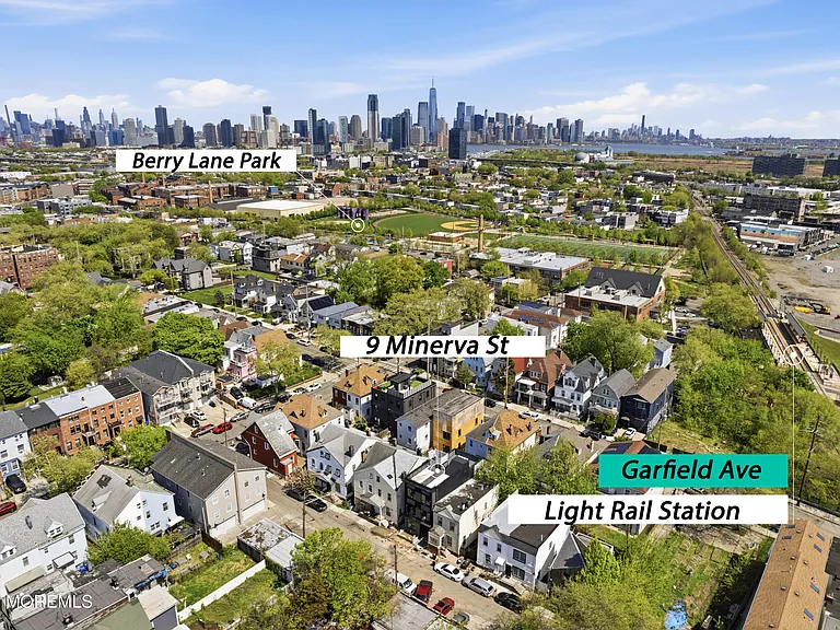 9 Minerva St #1 — Photo 29