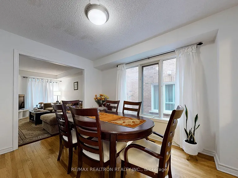 99 Widdifield Ave — Photo 3