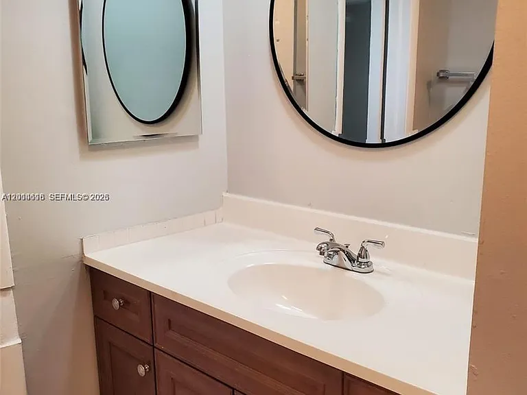 8000 Lagos De Campo Blvd #A-303 — Photo 8