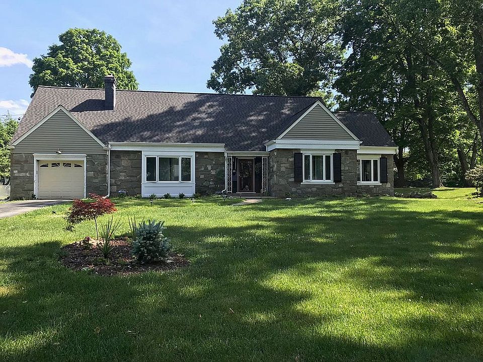 1st image of 46 Fuller Ln