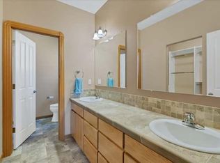 1916 NW 18th St, Redmond, OR 97756