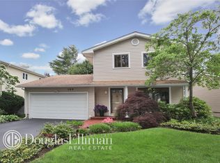 144 Soundview Dr, Port Washington, NY 11050