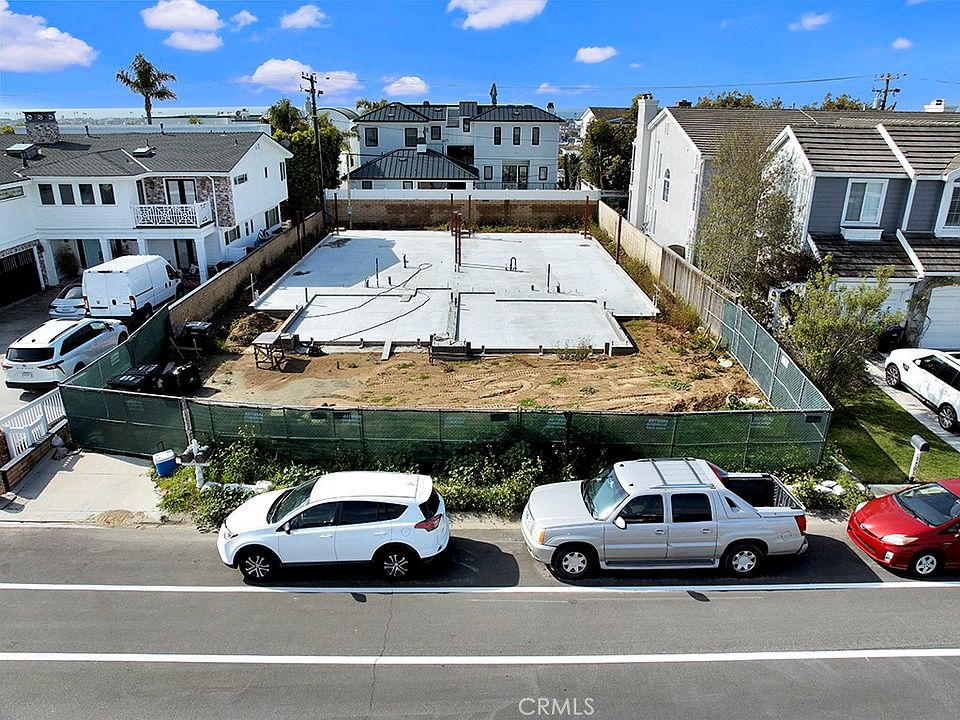 1st image of 1611 Cliff Dr