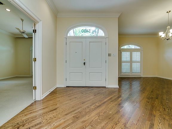 3rd image of 5400 Collinwood Ave