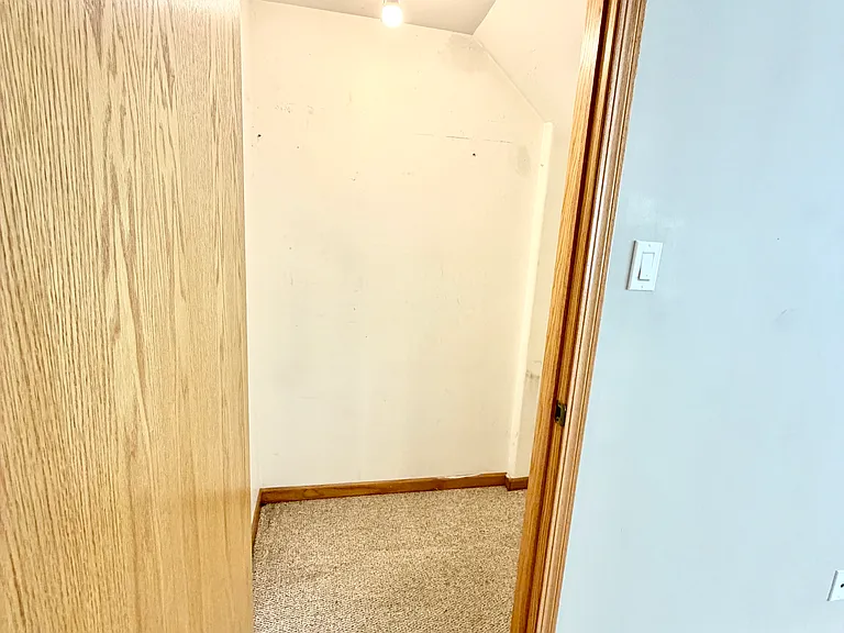 2609 S Lowe Ave #1F — Photo 9