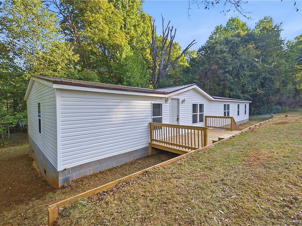 1st image of 222 Sandi Cir