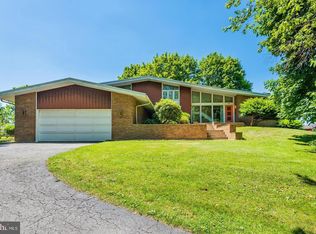 8 Alters Rd, Carlisle, PA 17015