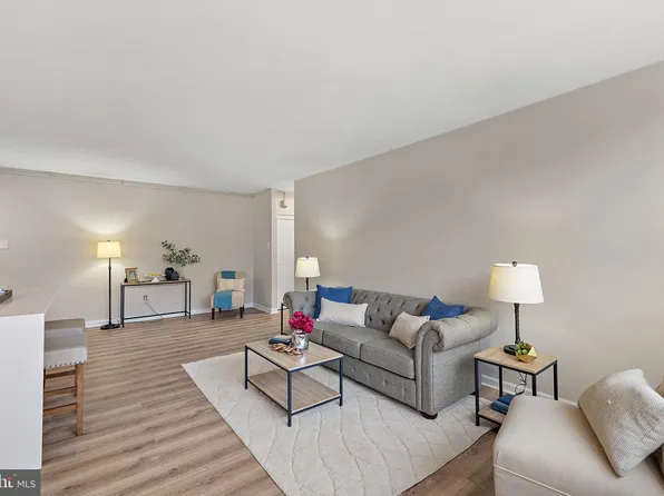 1301 N Harrison St APT 503, Wilmington, DE 19806