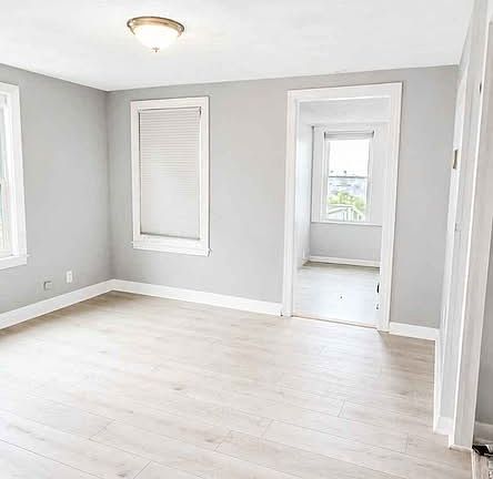 5th image of 87 Undine Ave #1