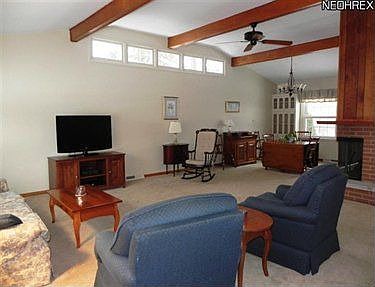 3rd image of 1460 Marview Dr