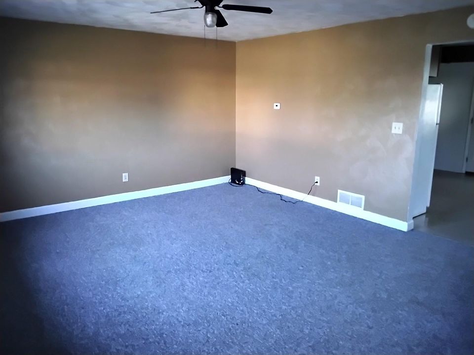 1st image of 174 Susan Dr #8