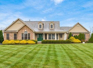 10482 Fairfield Farms Dr NW, Canal Winchester, OH 43110