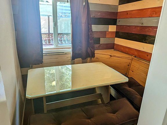 Breakfast Nook