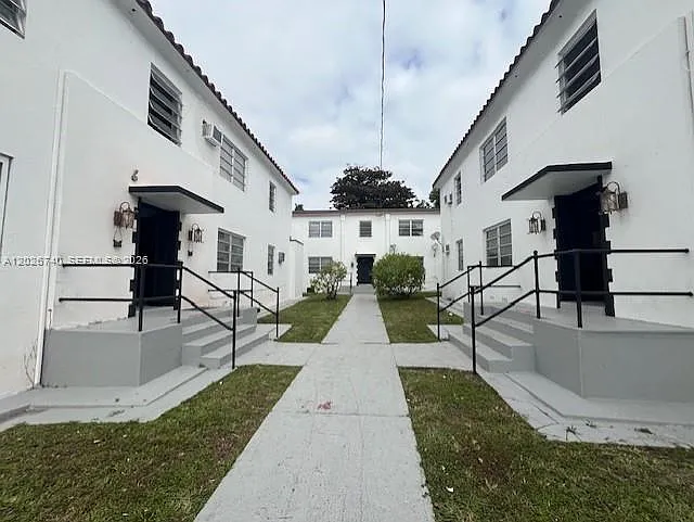 City Of Miami South — Photo 2