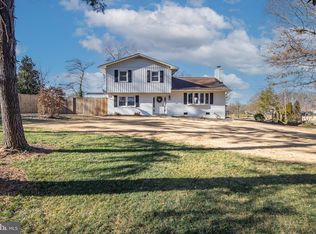 4301 Laurel Rd, Alexandria, VA 22309