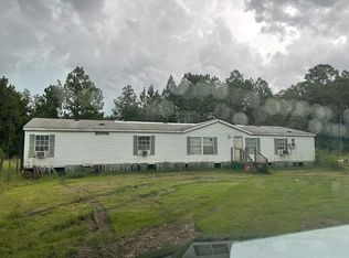 254 Millican Rd, Palatka, FL 32177