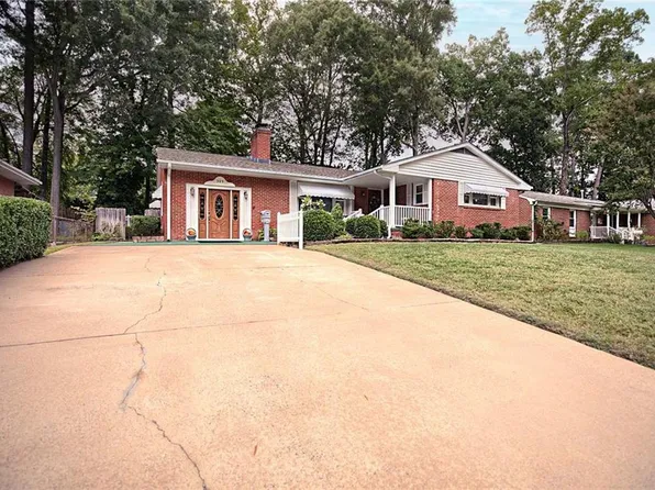 305 Ilene Dr, Newport News, VA 23608