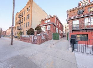 207 E 53rd St #1F, Brooklyn, NY 11203