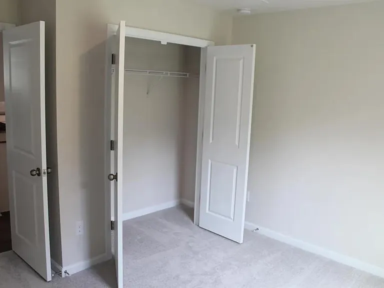1537 Woodhouse Dr — Photo 22