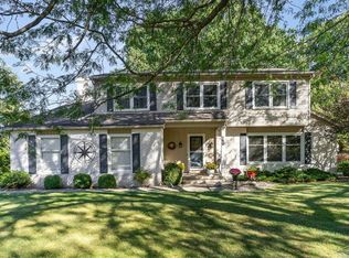 960 Canterbury Dr, Saginaw, MI