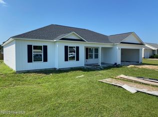 3043 Falcon Ct, Deep Run, NC 28525