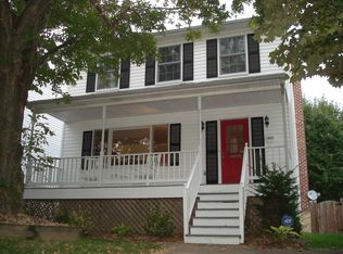 1927 N George Mason Dr, Arlington, VA 22207