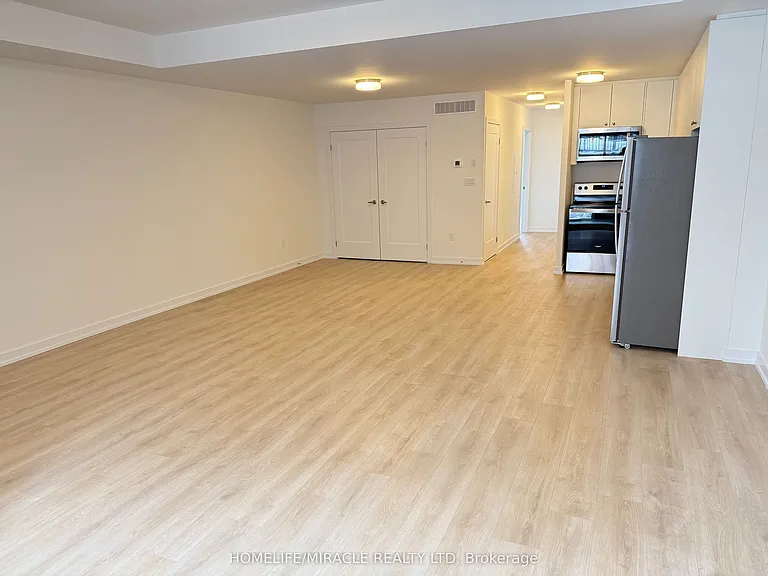40 Palace St #L8 — Photo 8