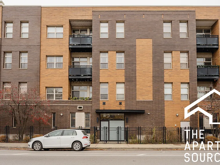 2951 N Clybourn Ave #307 — Photo 11
