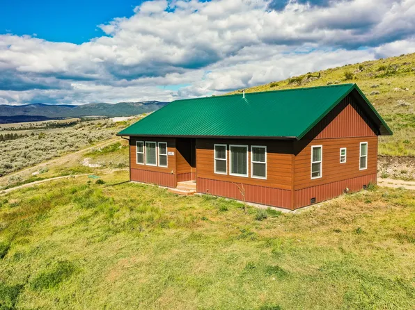 1052 Kyleighs Ln, Stevensville, MT 59870