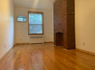 929 Lorimer St #1F, Brooklyn, NY 11222