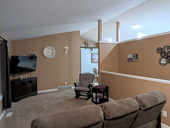 3rd image of 1750 Brandel Dr