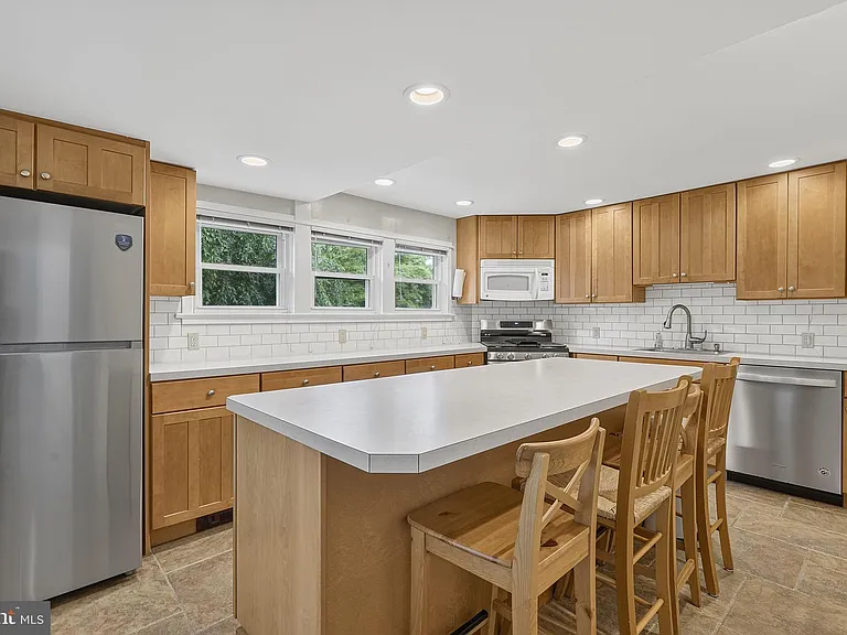 432 Plainsboro Rd #2 — Photo 1