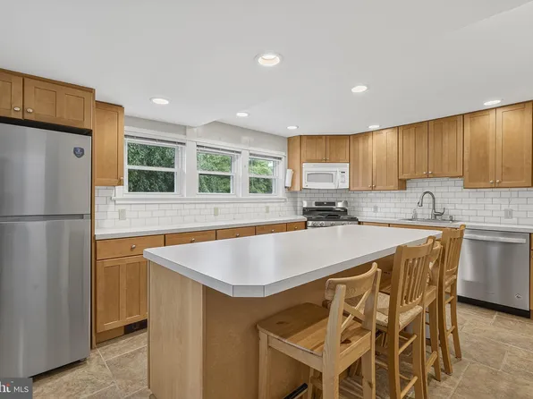432 Plainsboro Rd #2, Plainsboro, NJ 08536
