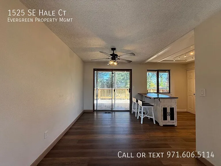 1525 SE Hale Ct — Photo 10
